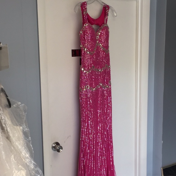 Vienna Sequin Gown - Picture 2 of 4